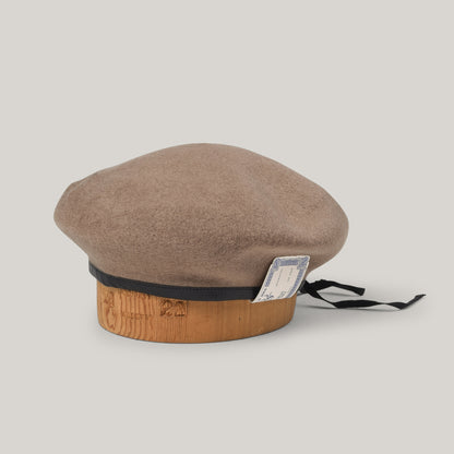 H.W. DOG & CO. LEATHER BERET 63 - BEIGE