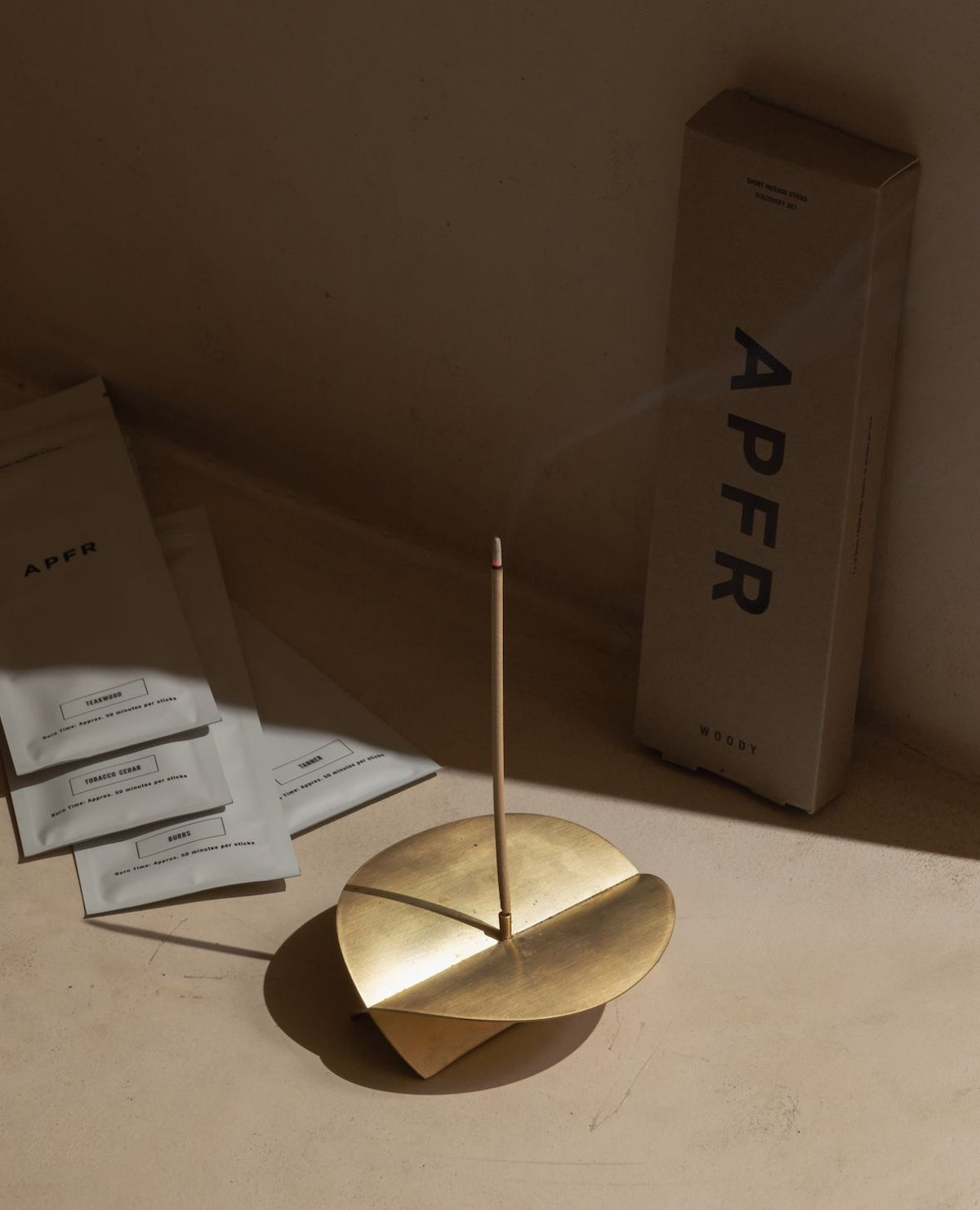 APFR FRAGRANCE BRASS INCENSE HOLDER