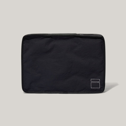 BLANKOF MACBOOK CASE 16 - BLACK