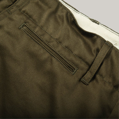 BUZZ RICKSON MILITARY CHINOS 1945 MODEL SHORTS - OLIVE