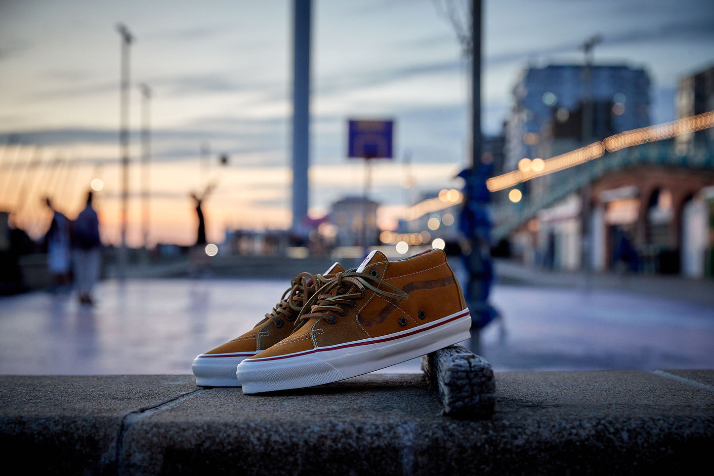 VANS VAULT X NIGEL CABOURN OOG SK8-MID LX - VINTAGE SUEDE TAN