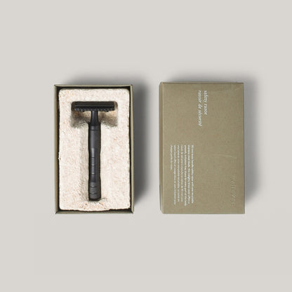 WELL KEPT SAFETY RAZOR - MATTE BLACK