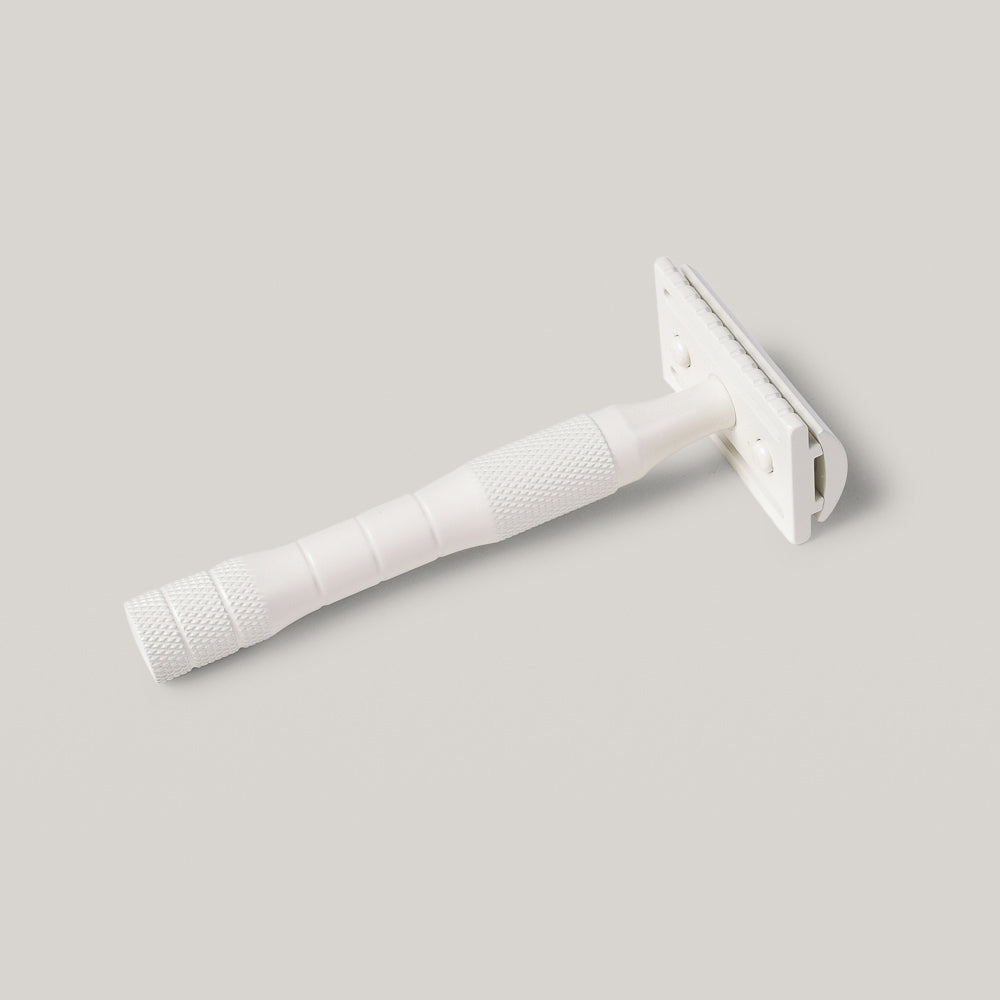 WELL KEPT SAFETY RAZOR - CREAM