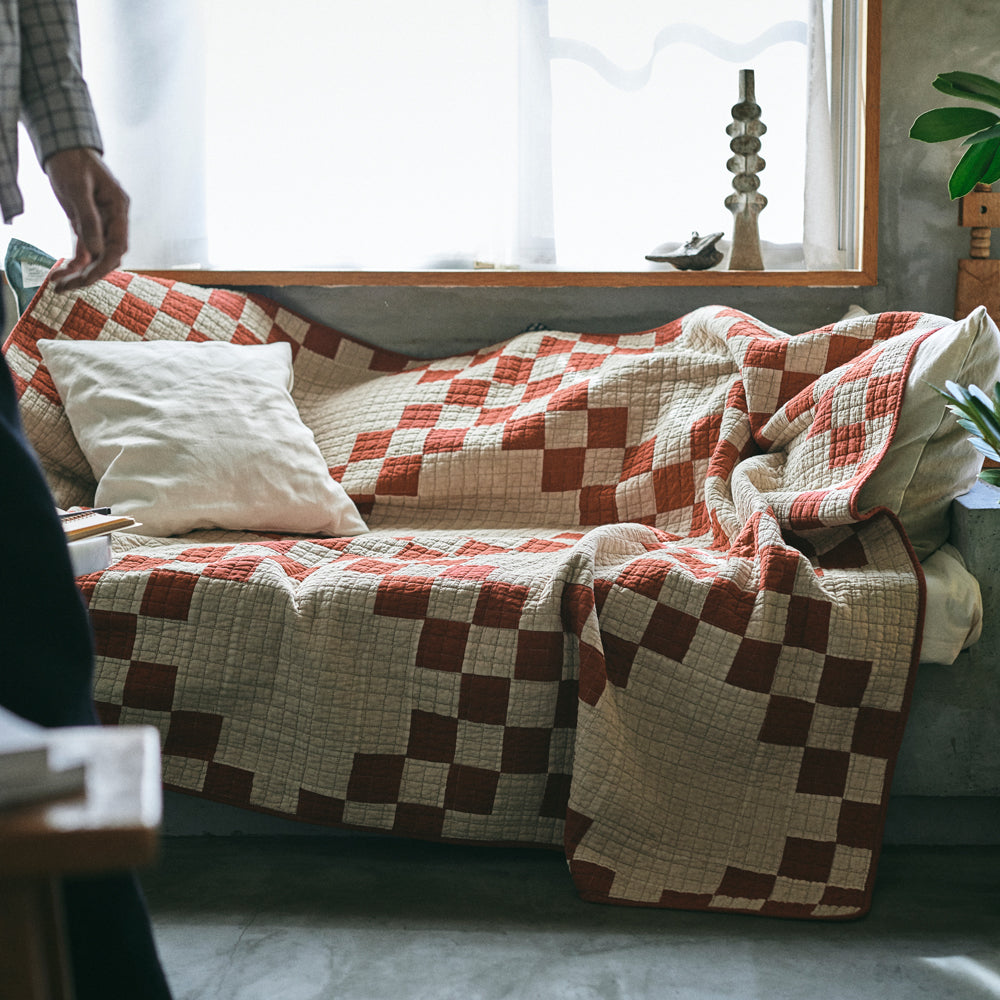 BASSHU PATCHWORK QUILT COVER - RED